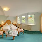 特门欧辰威勒旅馆 3*
