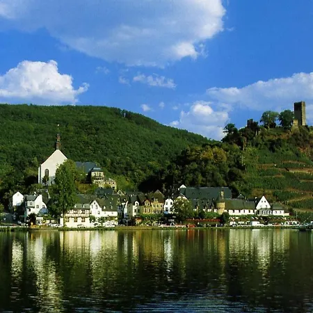 בית הארחה Tummelchen 3*