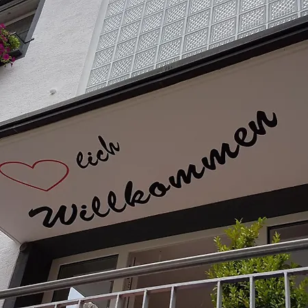 Tummelchen 3*