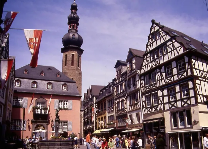 ゲストハウス Tummelchen コッヘム